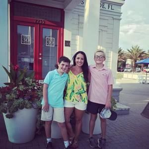 Meet your Posher, Tera